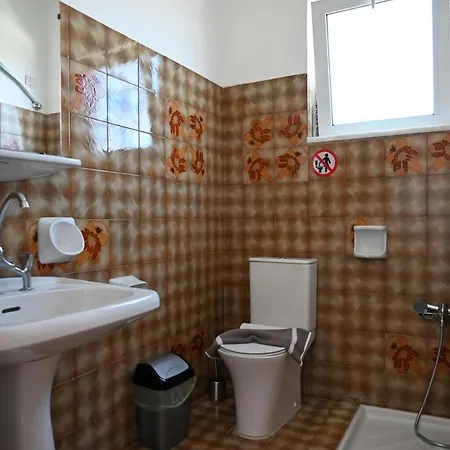 Apartment Helena In Paradisi