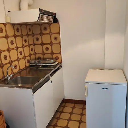 Apartment Helena In Paradisi
