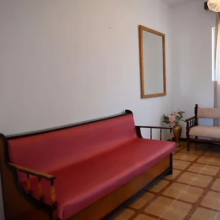 Apartment Helena In Paradisi